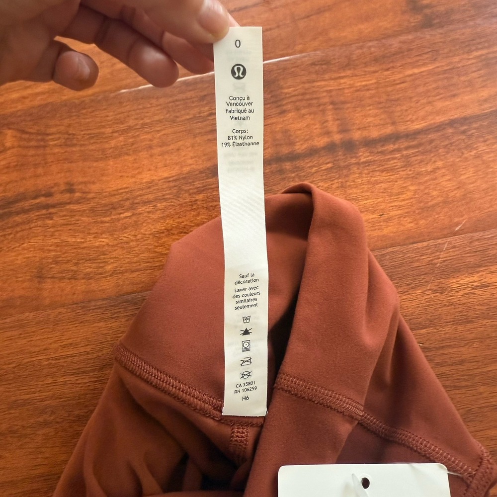 Lululemon Align High Rise Short 8" Dark Terracotta Size 0 NWT $68 - Picture 14 of 15